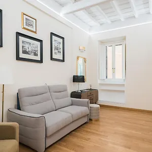 Lupa Luxury Roma